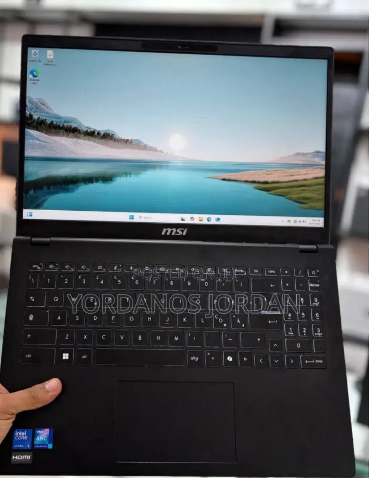 New Laptop MSI 16GB Intel Core Ultra 5 SSD 512GB