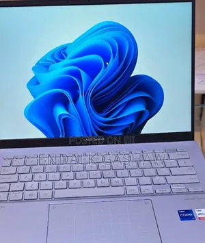 New Laptop Asus ZenBook UX430UQ 16GB Intel Core I7 SSD 1T