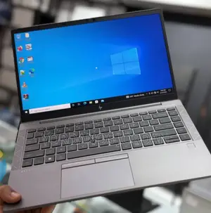 New Laptop HP ZBook Firefly 14 G7 16GB Intel Core I5 SSD 512GB