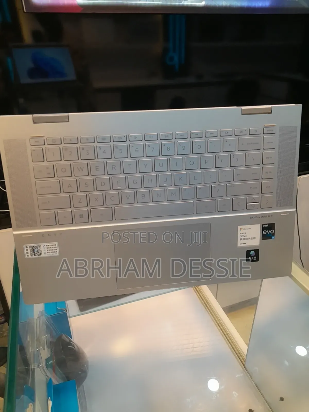 New Laptop HP Envy X360 16GB Intel Core I5 SSD 512GB