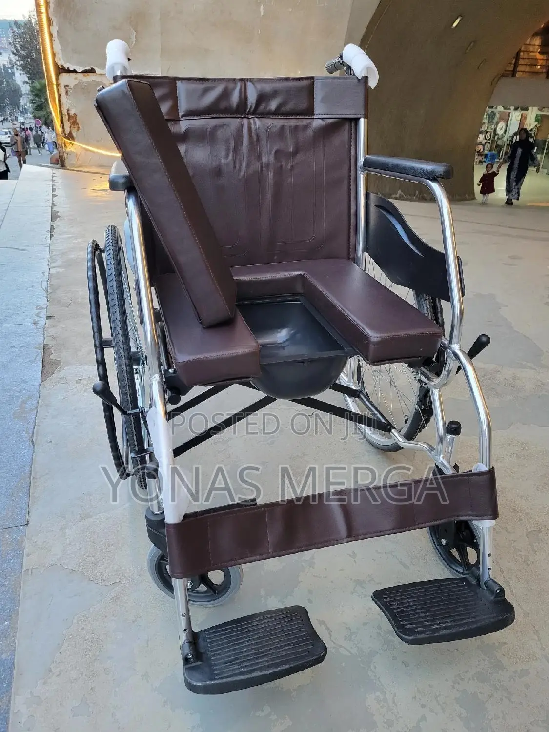 Leather Seat Wheelchair Toilet骹፬wheelchair፪°Wheelchair三亞wheelchair