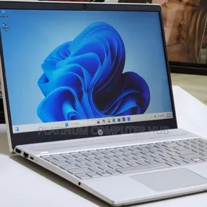 Photo - New Laptop HP Pavilion 15 8GB Intel Core I5 HDD+SSD 1.5T