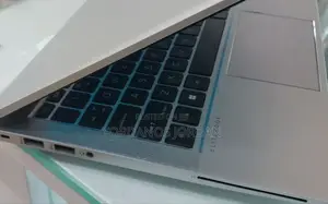 New Laptop HP EliteBook 830 G8 16GB Intel Core i7 SSD 512GB
