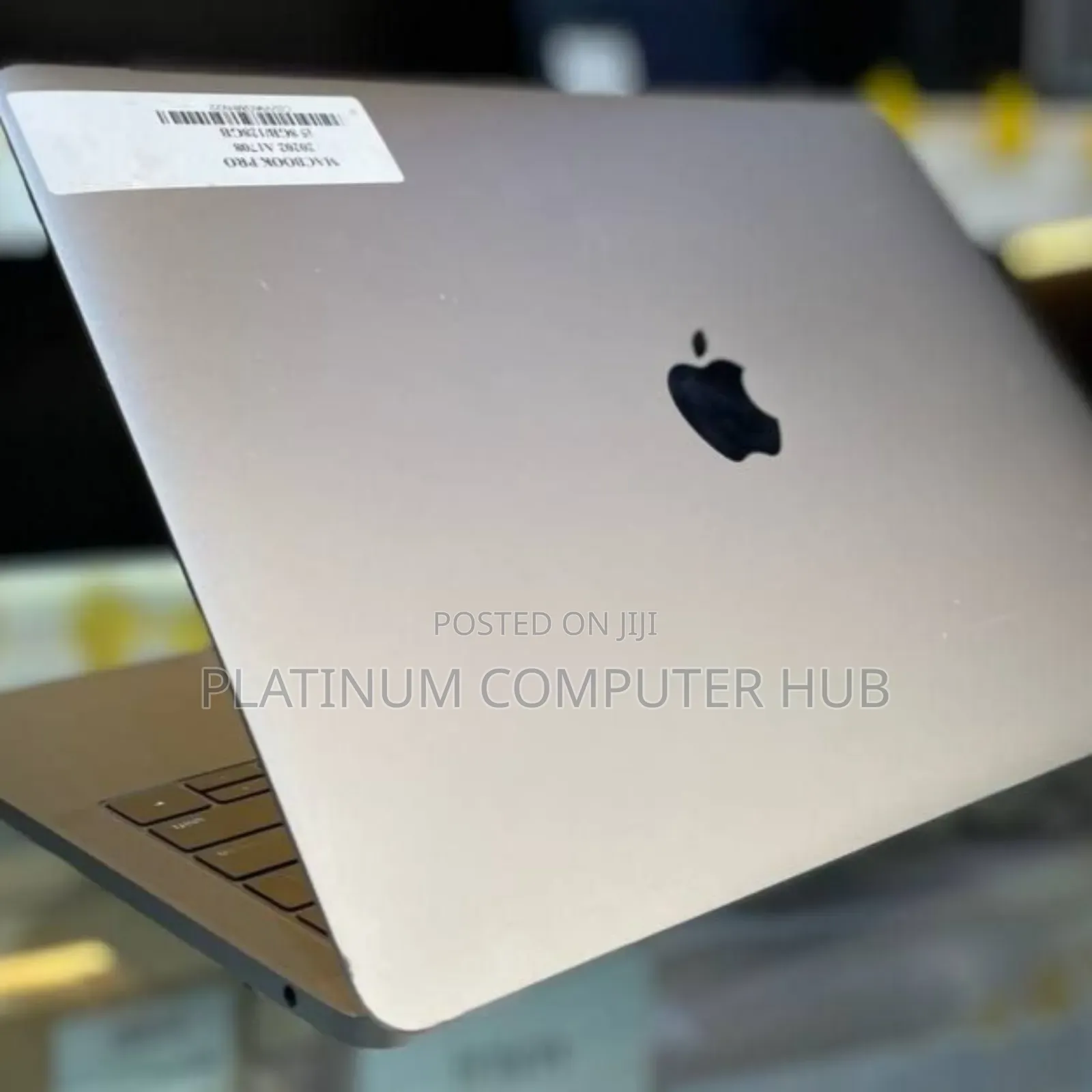 New Laptop Apple MacBook Pro 2017 8GB Intel Core I5 SSD 128GB