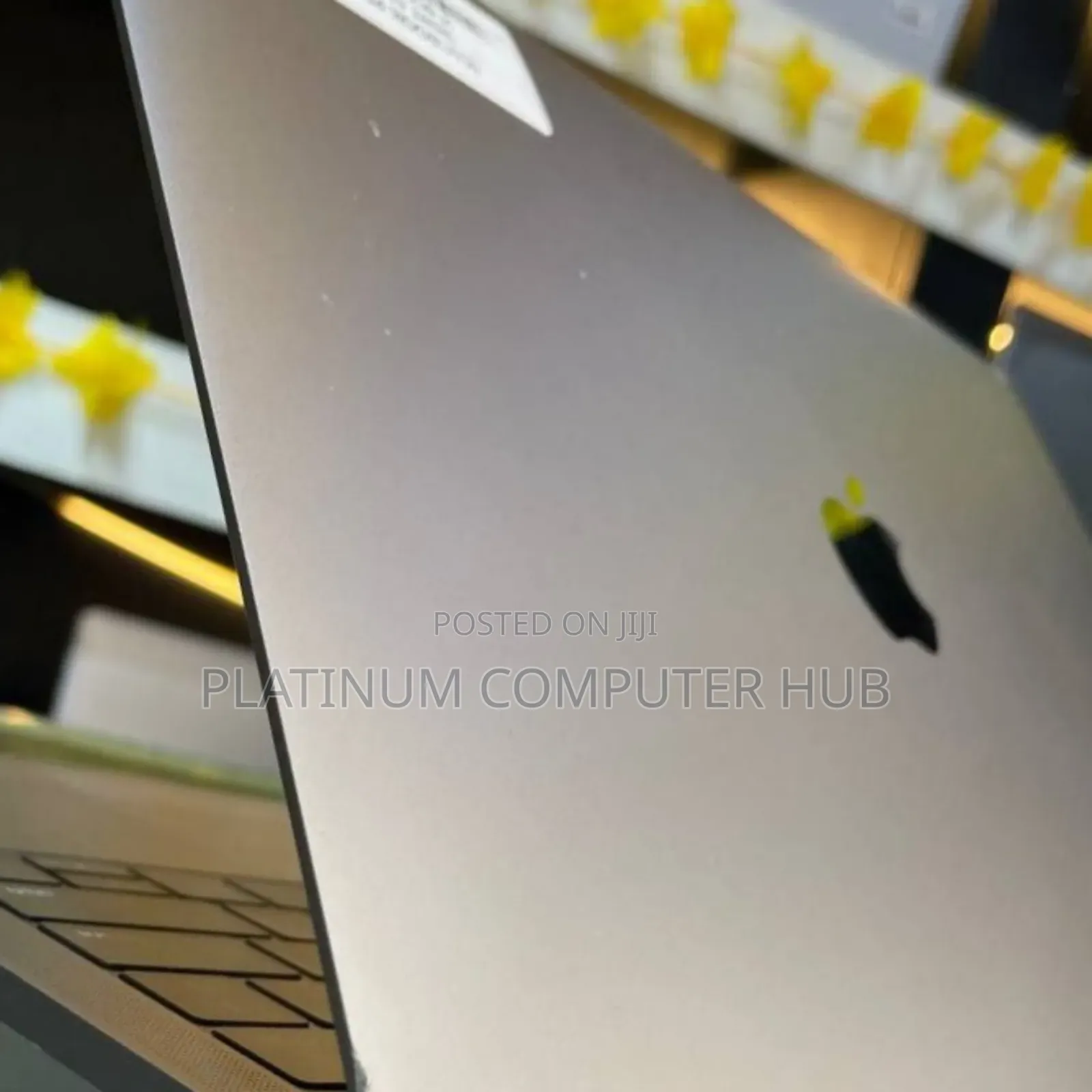 New Laptop Apple MacBook Pro 2017 8GB Intel Core I5 SSD 128GB