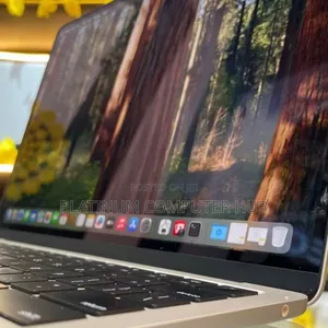 New Laptop Apple MacBook Air 2024 M3 13-Inch 16GB Apple M3 SSD 512GB