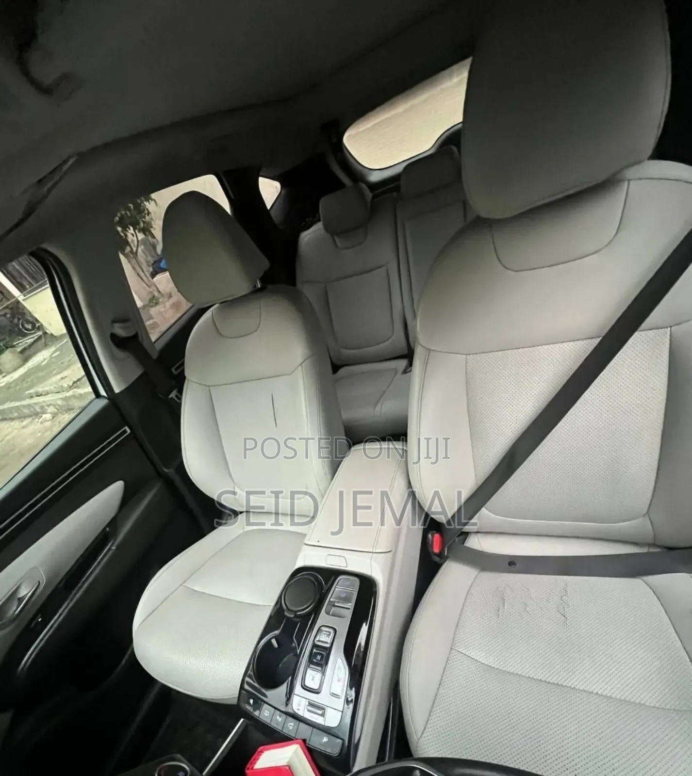 Hyundai Tucson 2023 White