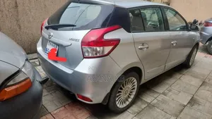 Toyota Yaris 2014 Gray