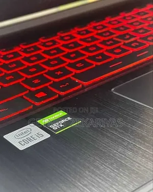 New Laptop MSI GF63 8GB Intel Core I5 SSD 256GB