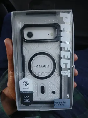 Photo - iPhone 17pro Max Cover Case