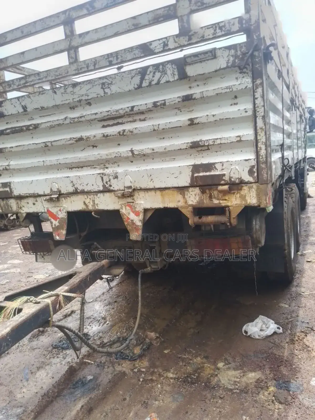 ባላቶኒ ከነተሳቢው •2017 • •መስፍን በመስፍን •ጎማ አለው