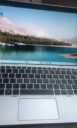 Photo - New Laptop HP Elite X2 1012 8GB Intel Core I5 SSD 256GB