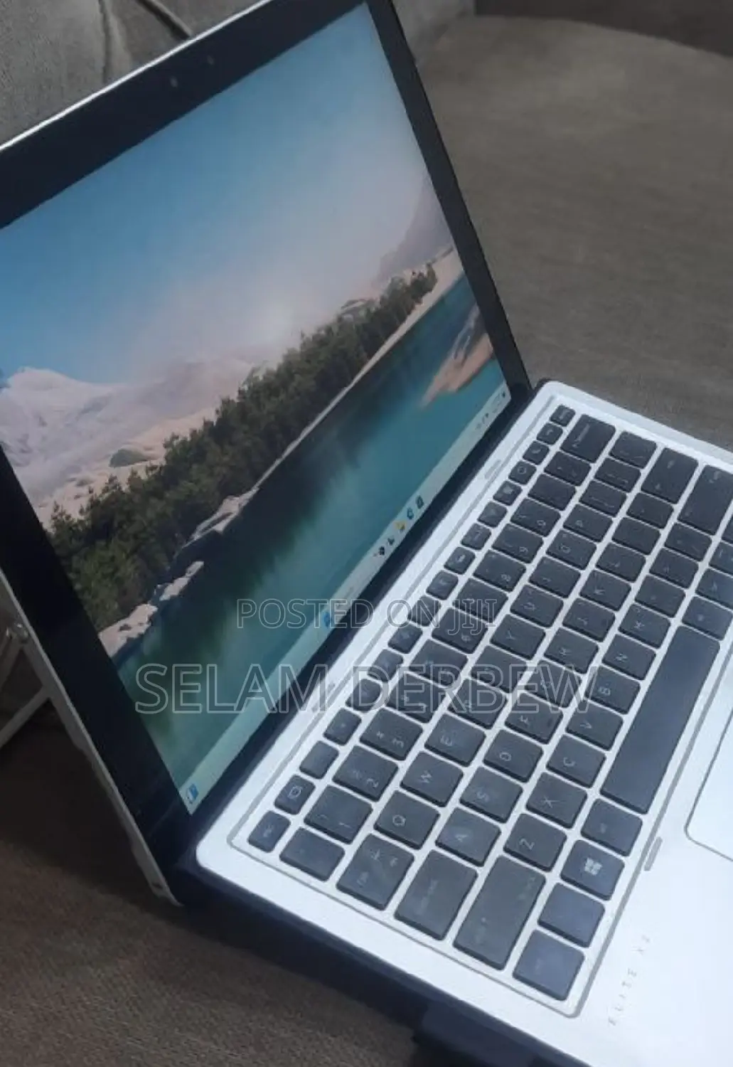 New Laptop HP Elite X2 1012 8GB Intel Core I5 SSD 256GB