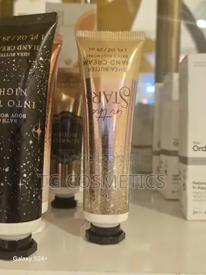 Photo - Body and Bath