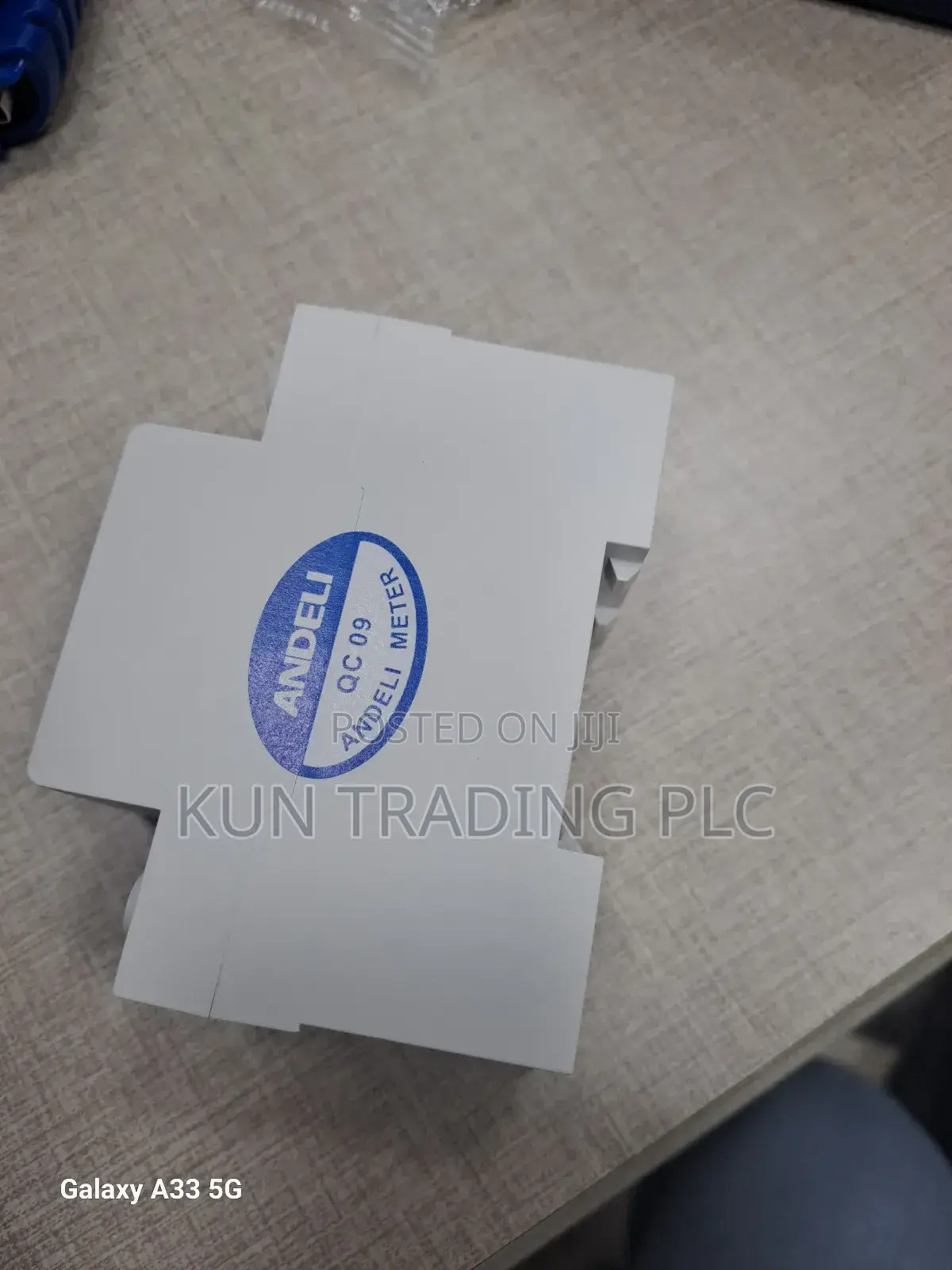 Adjustable Voltage Protector