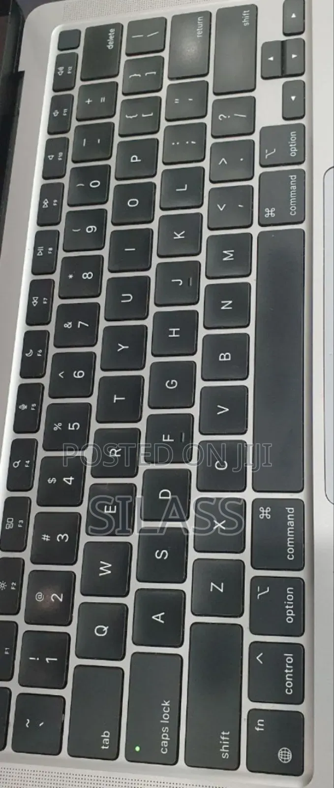 New Laptop Apple MacBook Air 2020 M1 16GB Apple M1 SSD 256GB