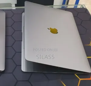 New Laptop Apple MacBook Air 2020 M1 16GB Apple M1 SSD 256GB