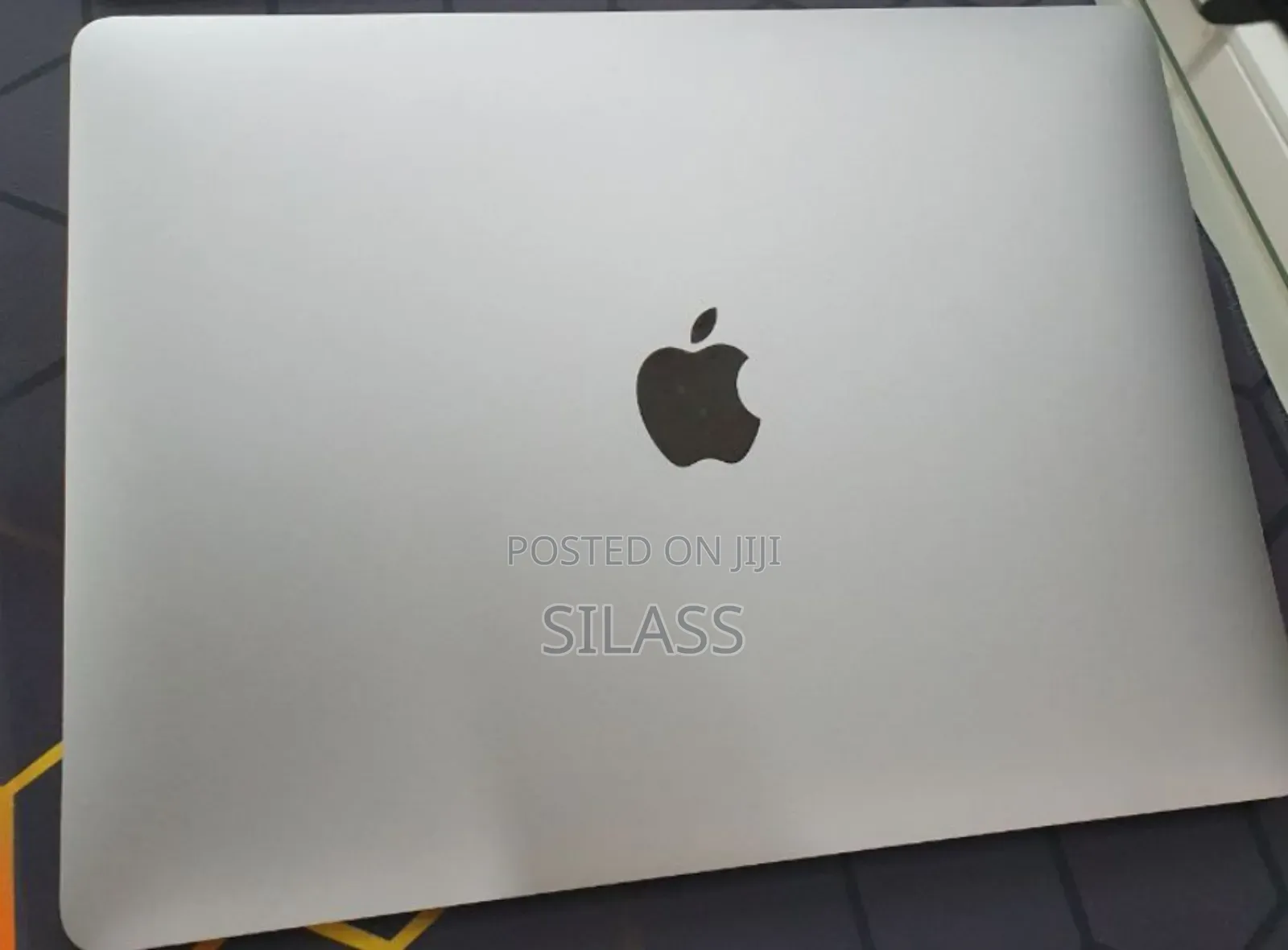New Laptop Apple MacBook Air 2020 M1 16GB Apple M1 SSD 256GB