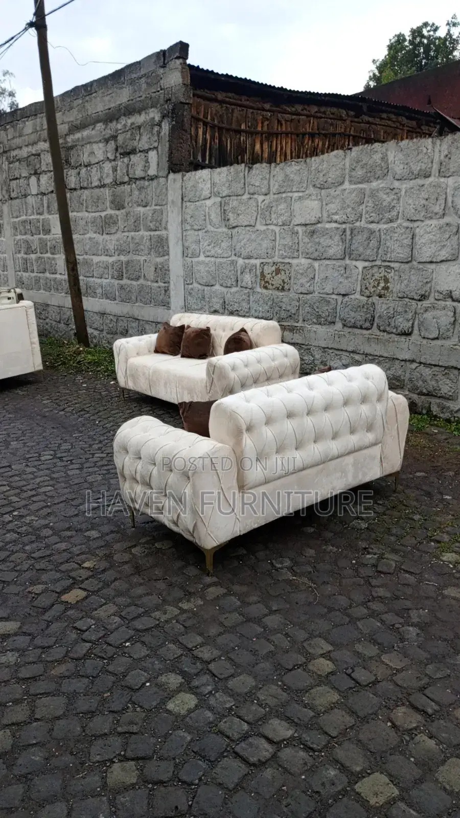 Cream Chester Field Sofa Code 1090