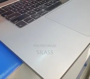 New Laptop Apple MacBook Pro 2019 64GB Intel Core I9 SSD 512GB