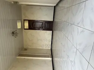 3bdrm Condo in 49 Mazoria, Bole for rent
