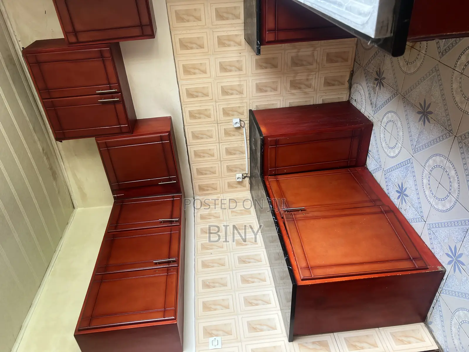 3bdrm Condo in 49 Mazoria, Bole for rent