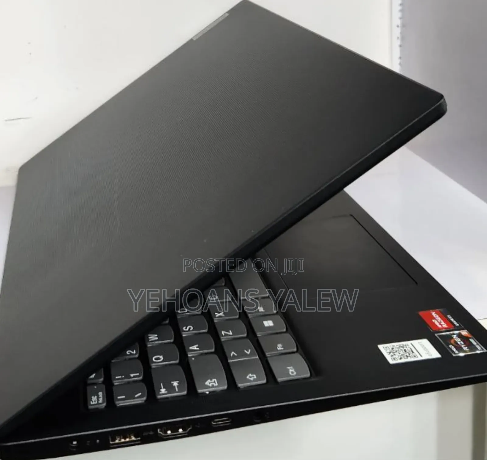 New Laptop Lenovo Ideapad 3 8GB AMD Ryzen 3 SSD 256GB