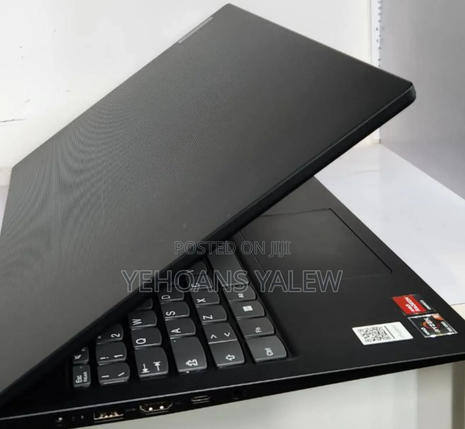 New Laptop Lenovo Ideapad 3 8GB AMD Ryzen 3 SSD 256GB