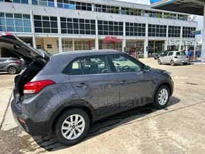 Photo - Hyundai Creta 2020 Brown