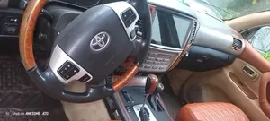 Toyota Land Cruiser 2005 White