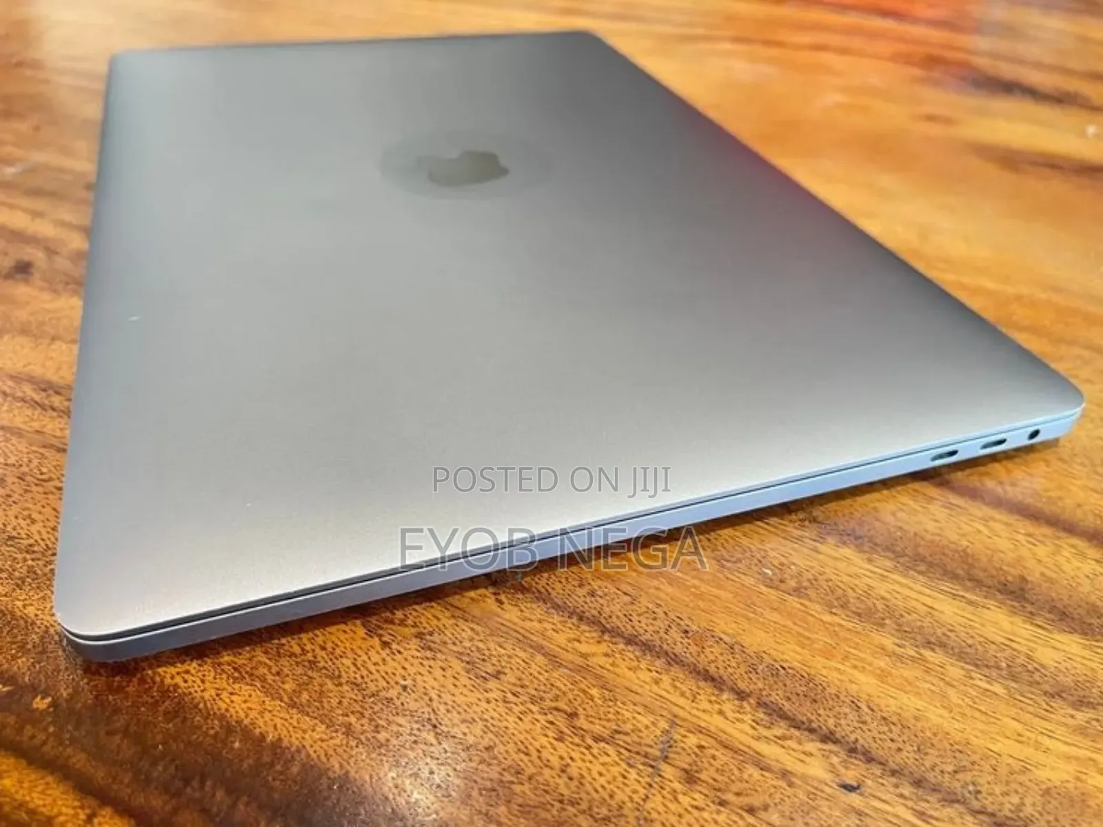 New Laptop Apple MacBook Pro 2017 16GB Intel Core I7 SSD 1T