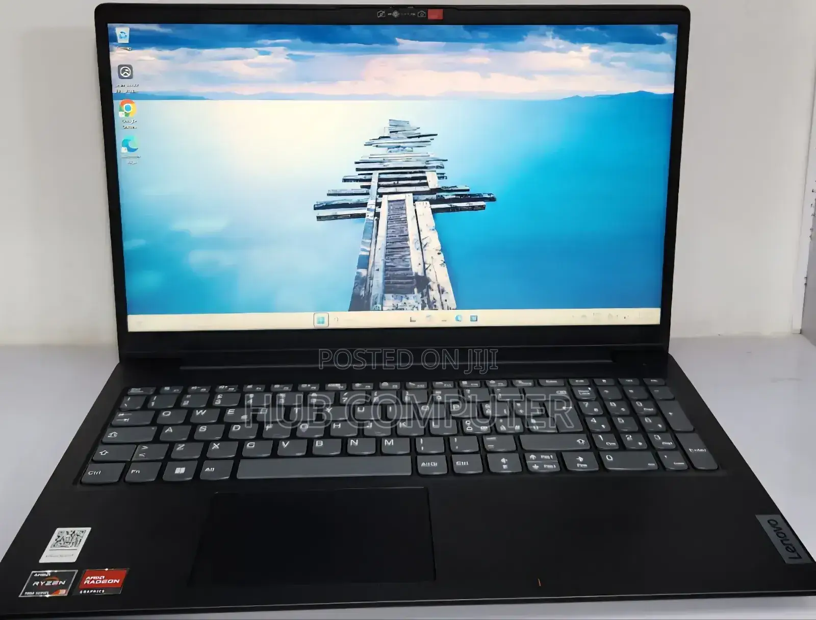 New Laptop Lenovo V15 8GB AMD Ryzen 3 SSD 256GB