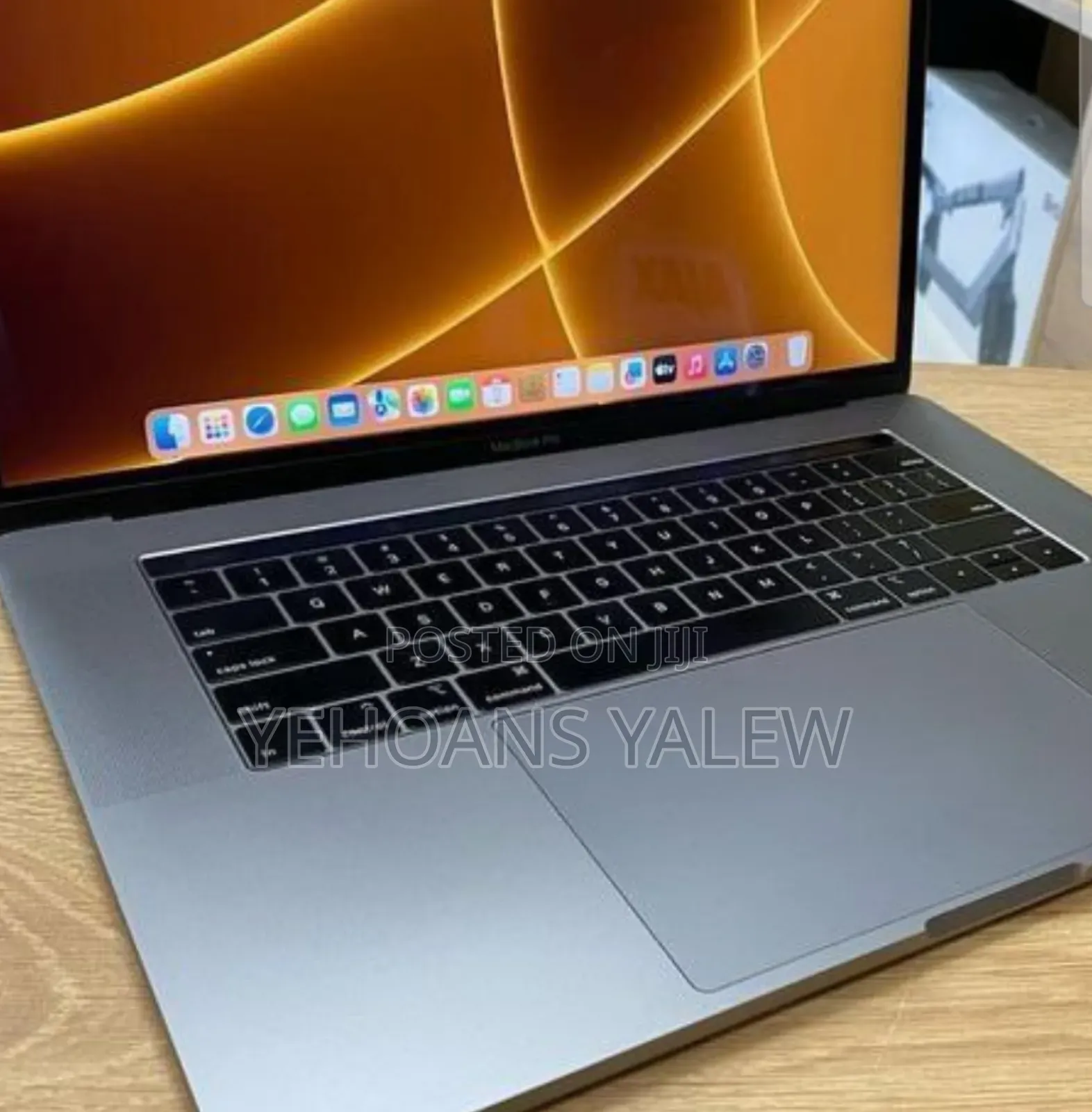 New Laptop Apple MacBook Pro 2017 16GB Intel Core I7 SSD 1T