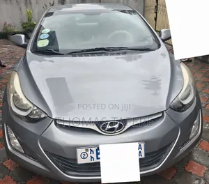 Photo - Hyundai Elantra 2015 Silver