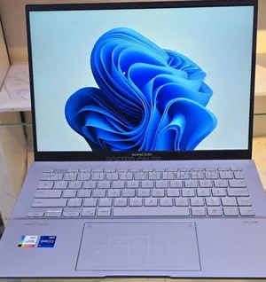 New Laptop Asus Zenbook 14 UX434 16GB Intel Core I7 SSD 512GB