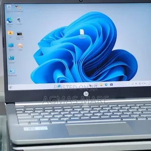 Photo - New Laptop HP Stream Notebook 8GB Intel Core I5 SSD 512GB