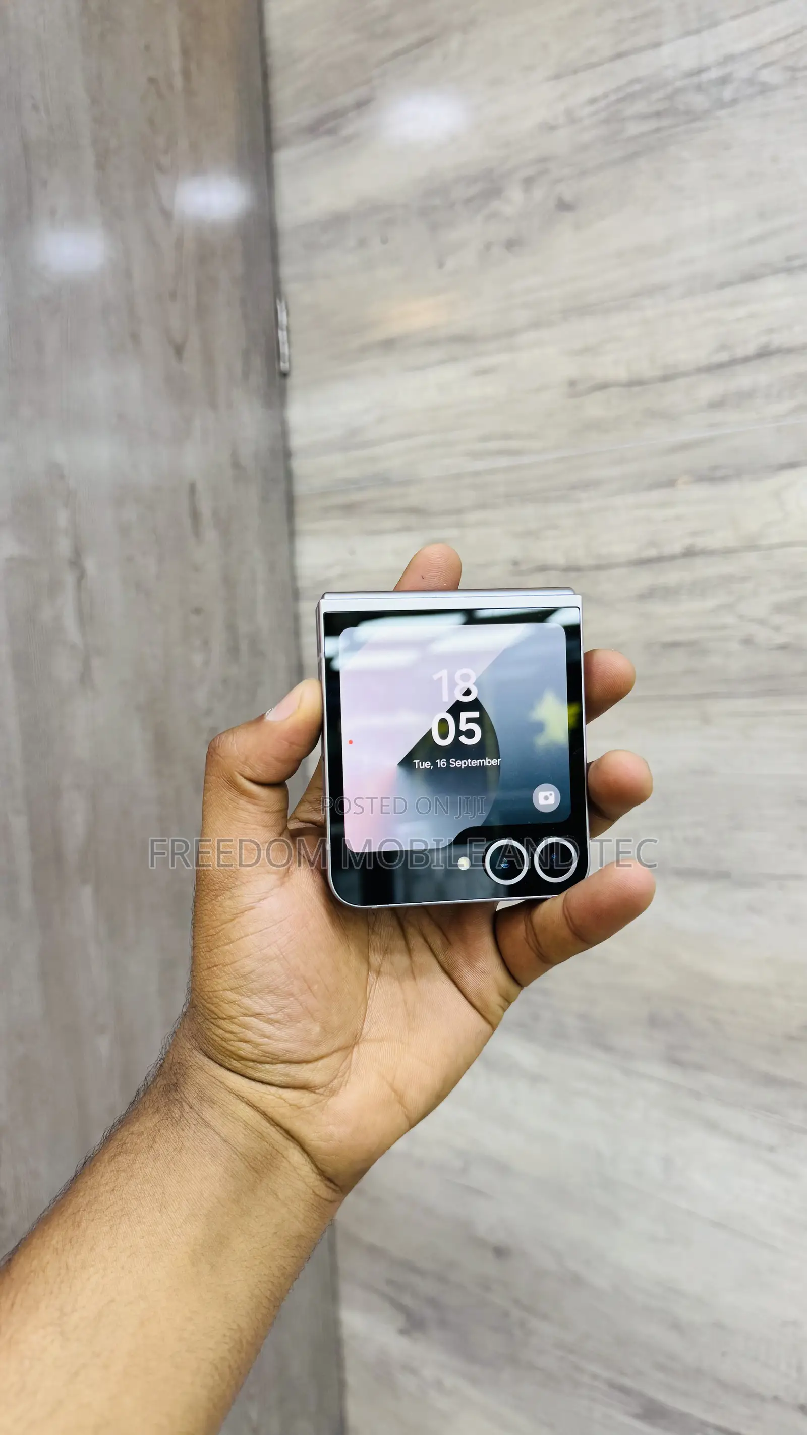 New Samsung Galaxy Z Flip6 256 GB