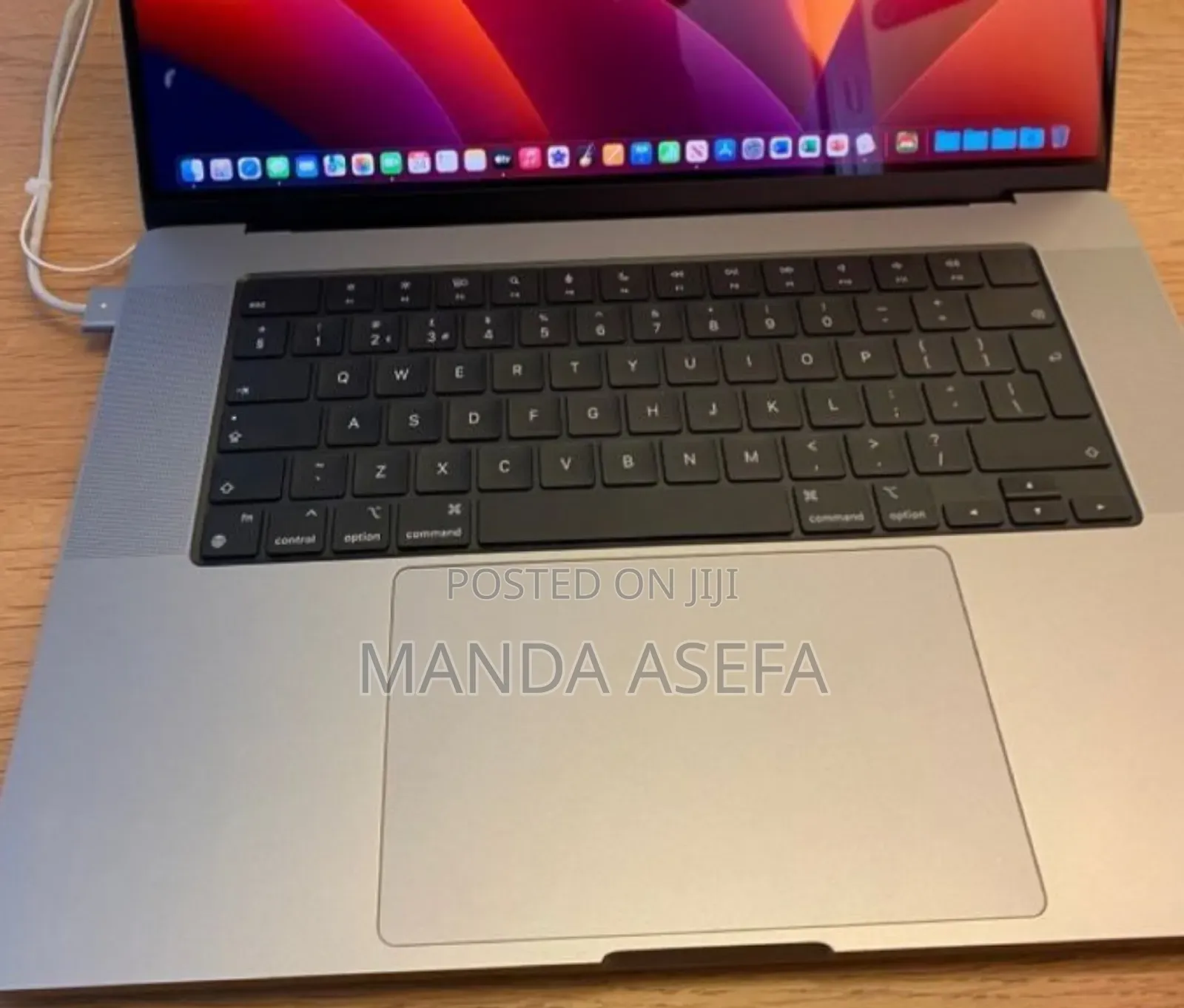 New Laptop Apple MacBook Pro 2017 16GB Intel Core I7 SSD 1T