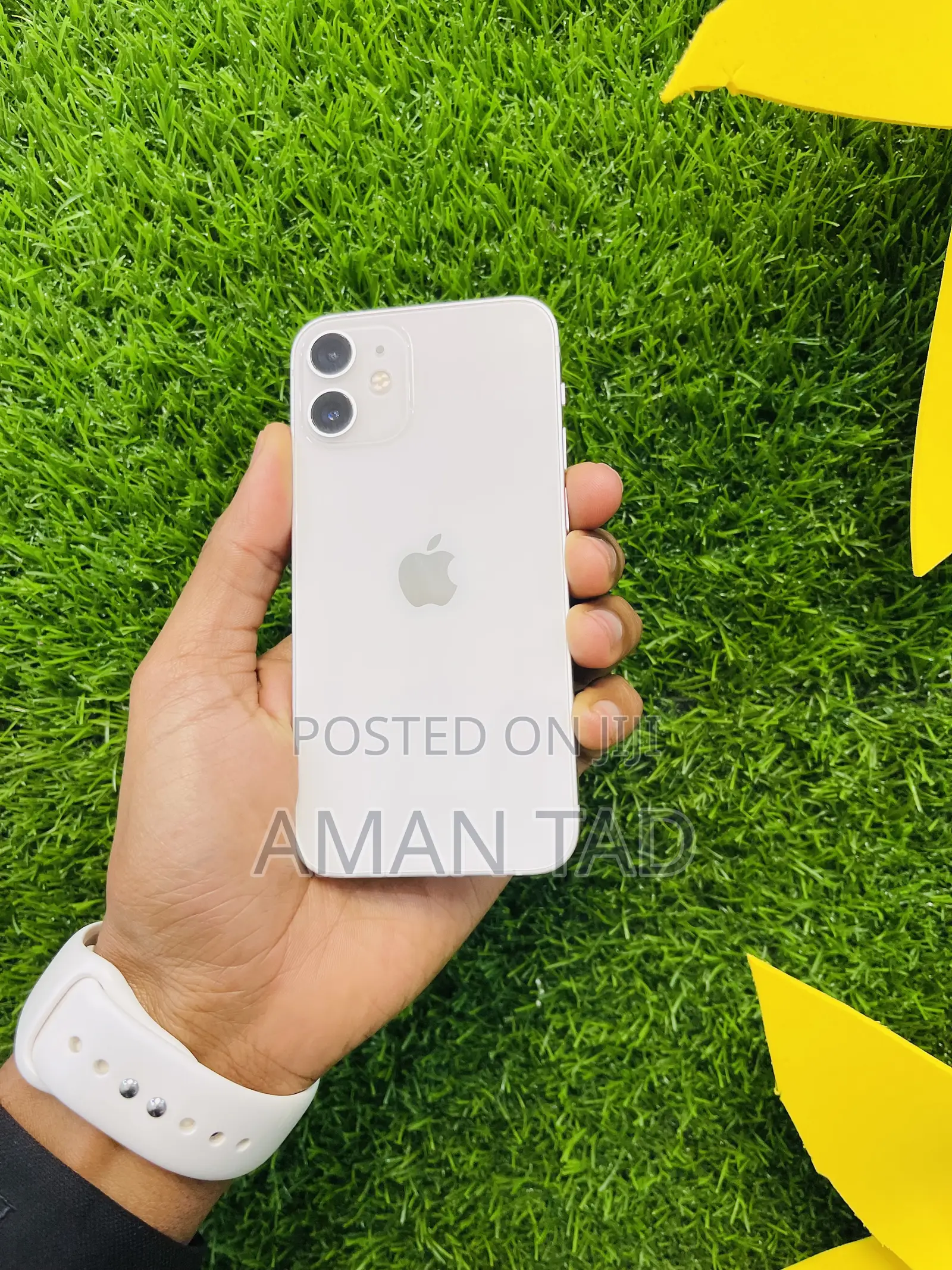 New Apple iPhone 12 mini 64 GB White