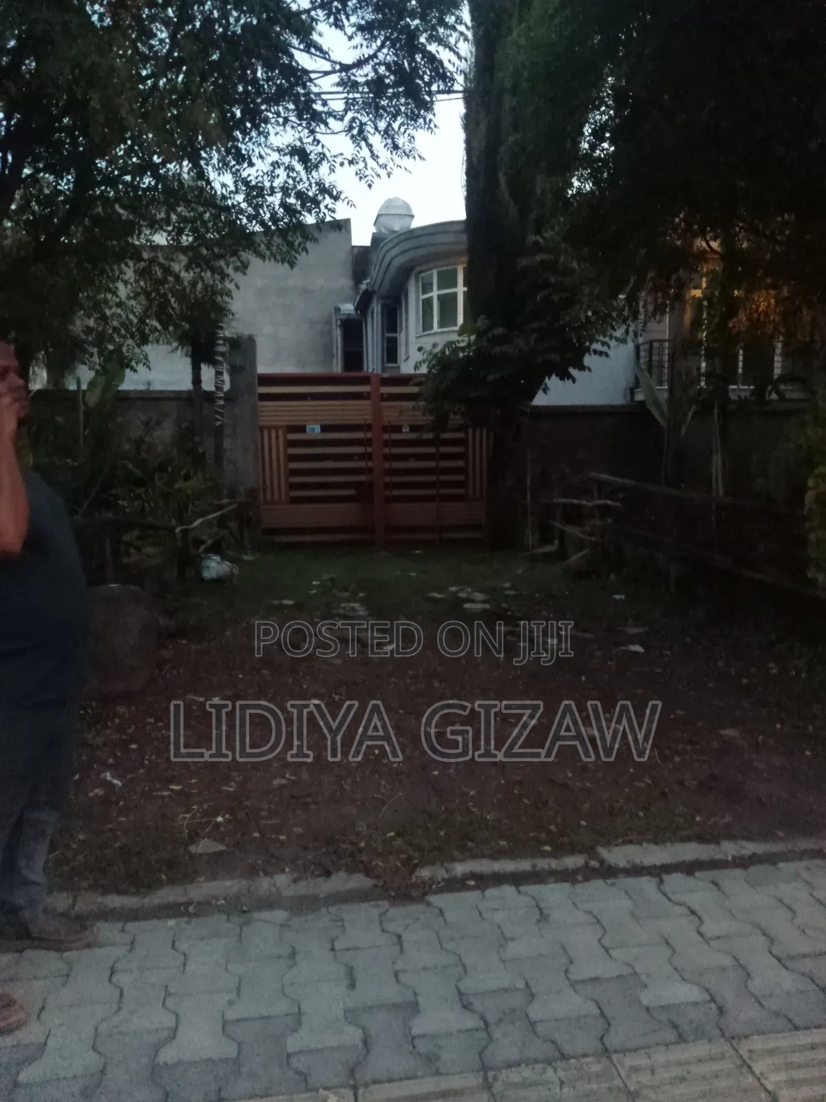 1bdrm House in Akaky Kaliti for sale