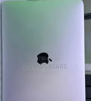 New Laptop Apple MacBook Pro 2017 16GB Intel Core I7 SSD 1T