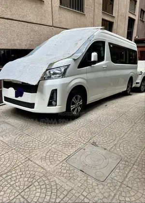 Photo - Toyota HiAce 2022 White