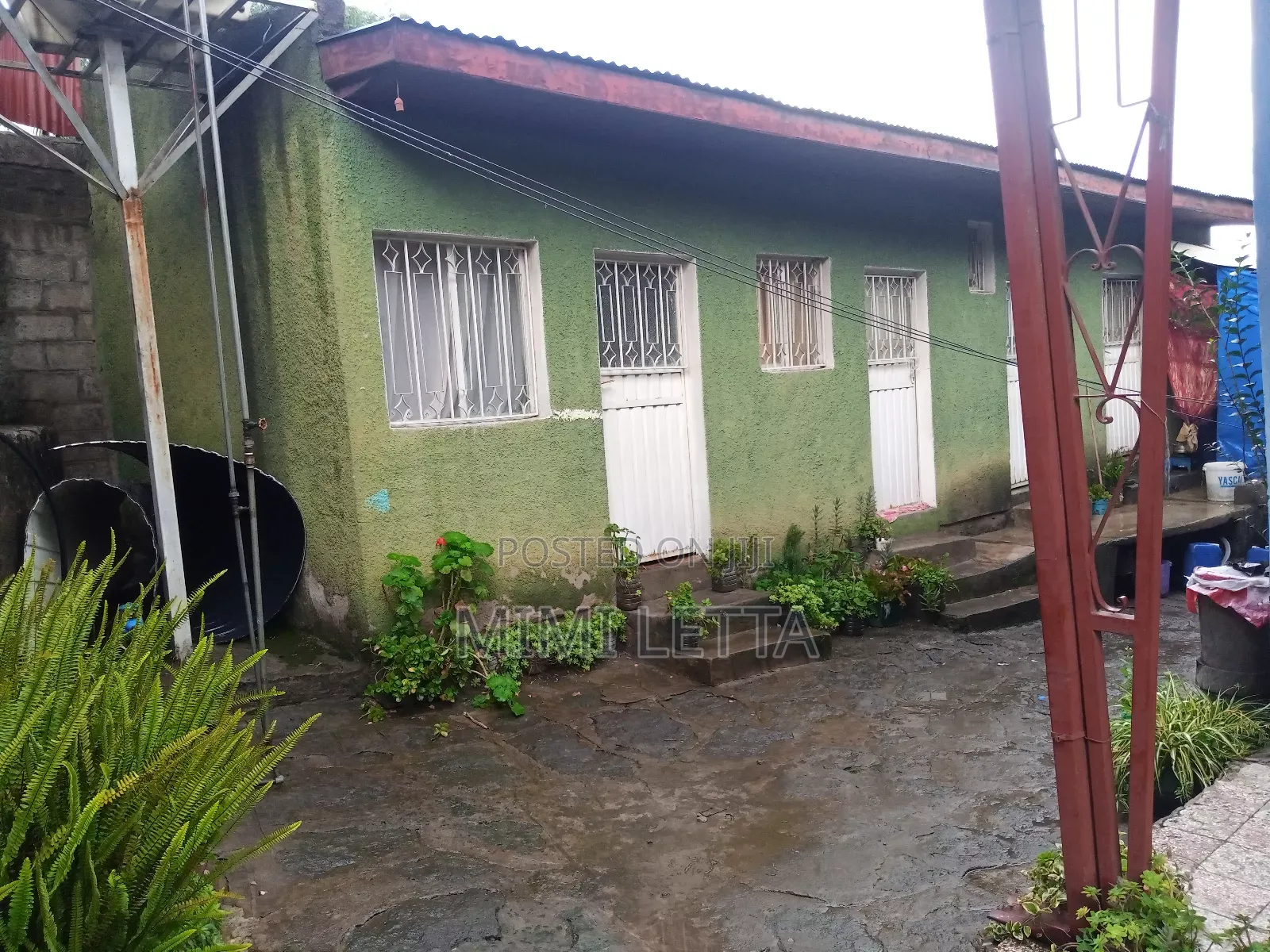 Furnished 4bdrm Villa in Lideta for sale