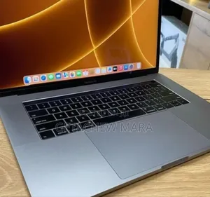 New Laptop Apple MacBook Pro 2017 16GB Intel Core I7 SSD 1T