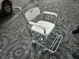 Photo - Brand New Commode Wheelchair夷日pity Wheelchair Medic Almunium