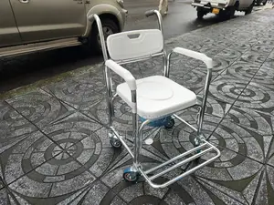 Photo - Commod3 Wheelchair症狀toilet Commde Wheelchair曰:Brand New Wheelchair