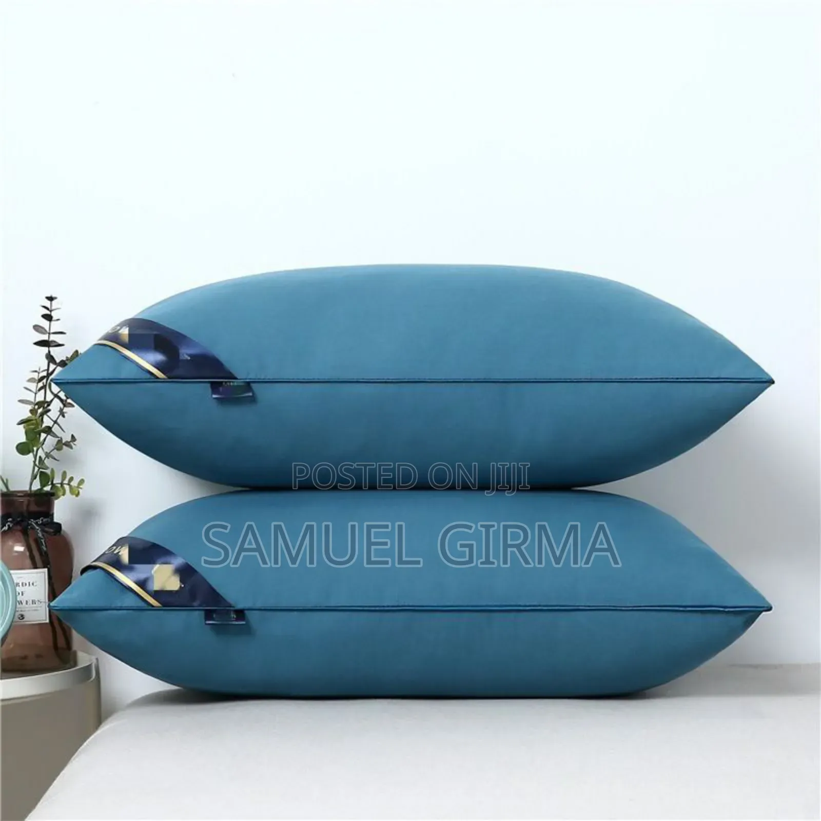 Mk- 0697 Hilton Pillows