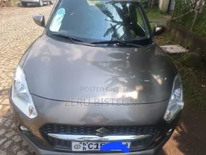 Suzuki Swift 2022 Gray