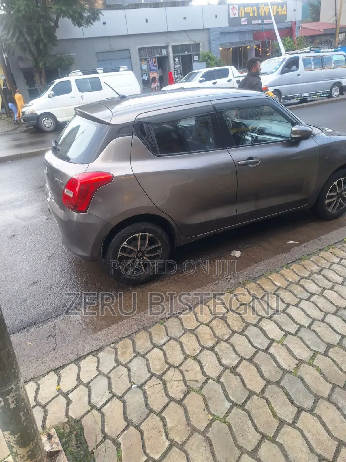 Suzuki Swift 2022 Gray