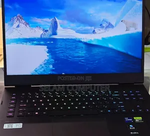 Photo - New Laptop HP Omen 17 16GB Intel Core I9 SSD 1T